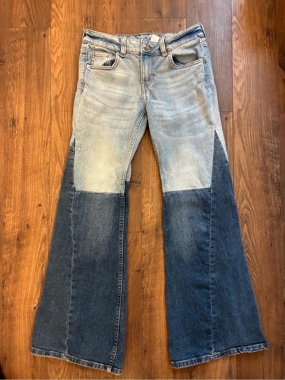 H&M Two-Tone Blue Bootcut Jeans